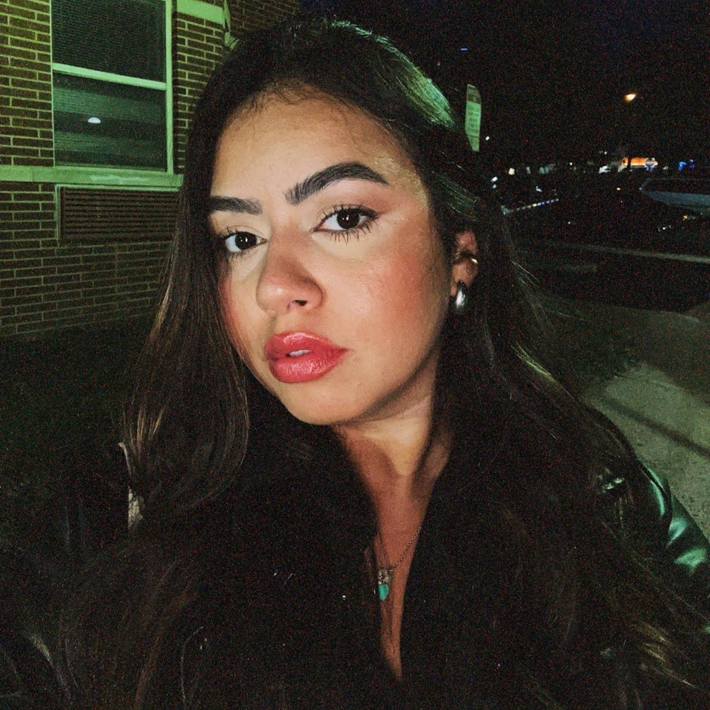Meet your Posher, Beatriz